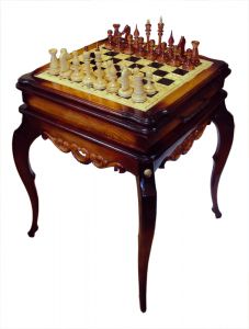 Шахматный стол (Ручная работа) ― Магазин шахмат