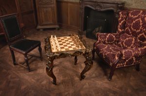 Шахматный стол ручной работы Слоновая кость (в комплекте с фигурами) ― Магазин шахмат